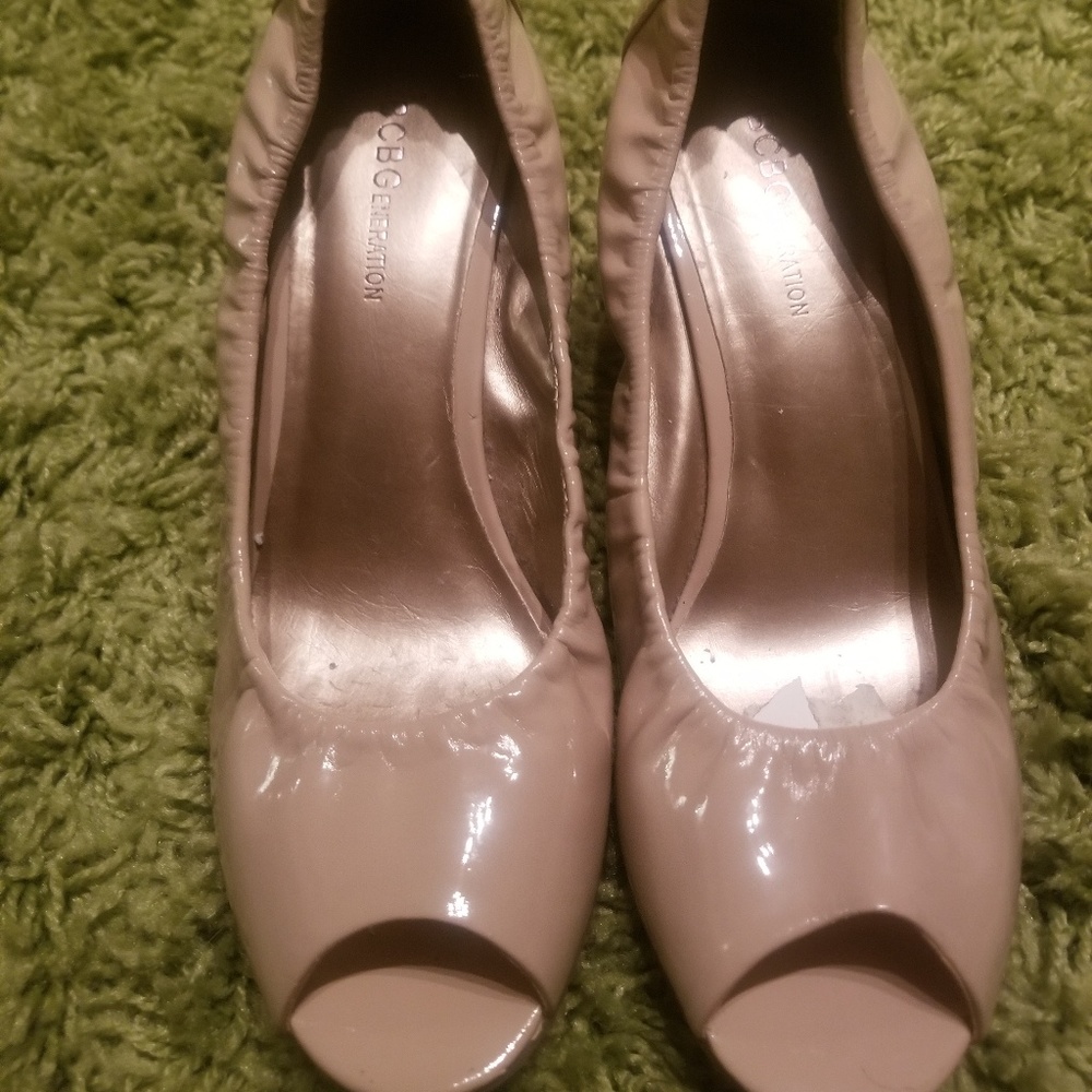 BCBG wedges